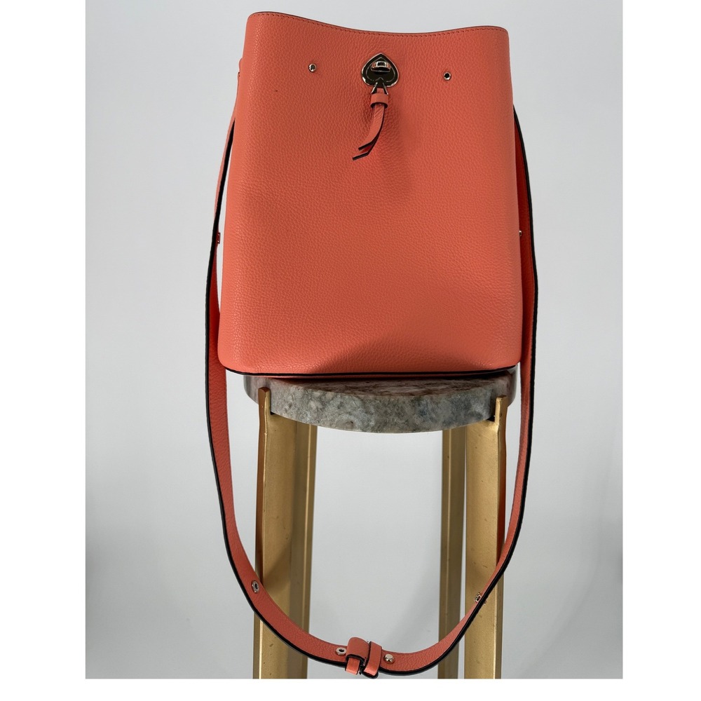 Kate Spade Marti Bucket Bag Womens WKRU6827 Coral Pebbled Leather Lux EUC